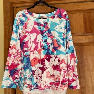 Cozy crush sweatshirt, long sleeves, longer in back